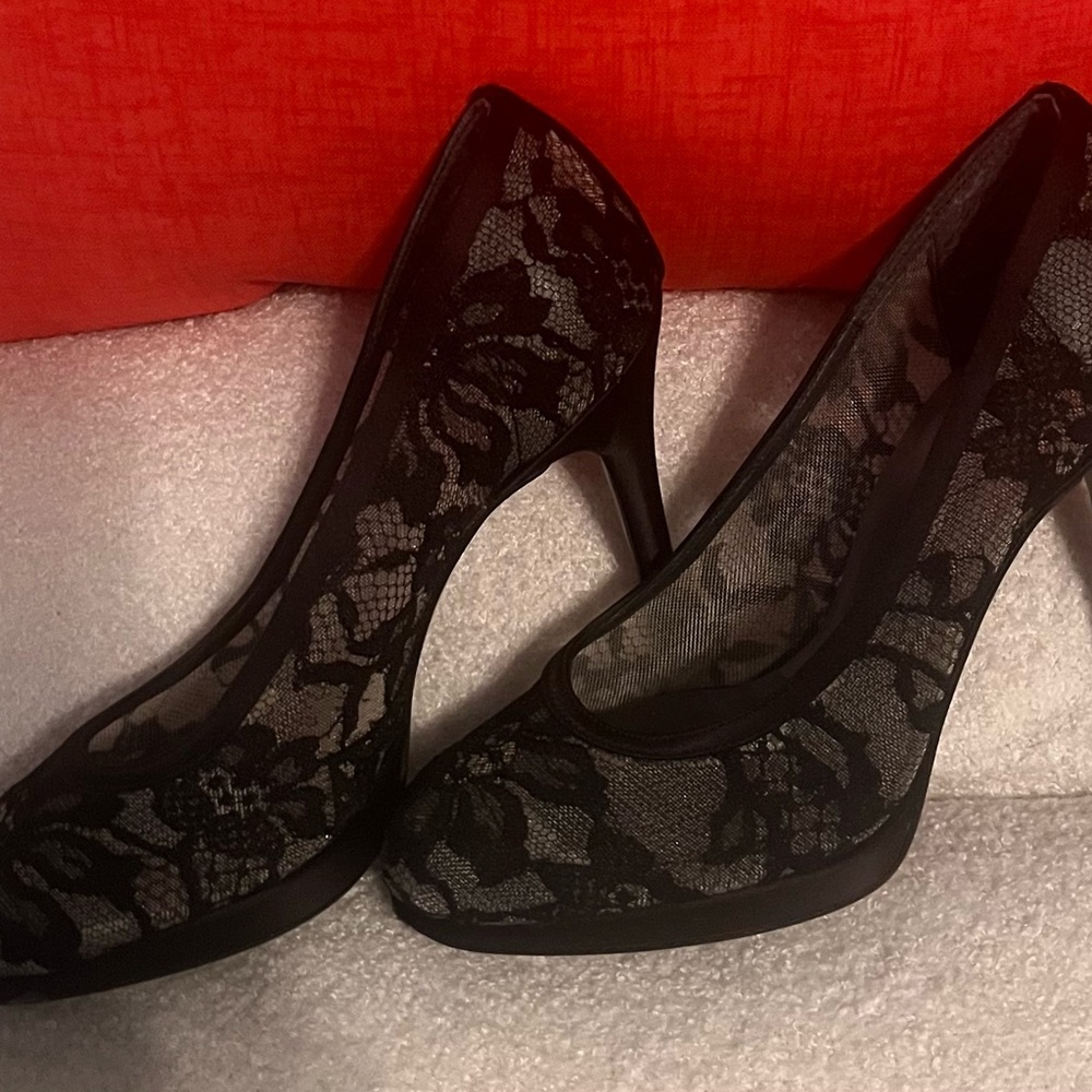 Stuart Weitzman Black Lace Heels